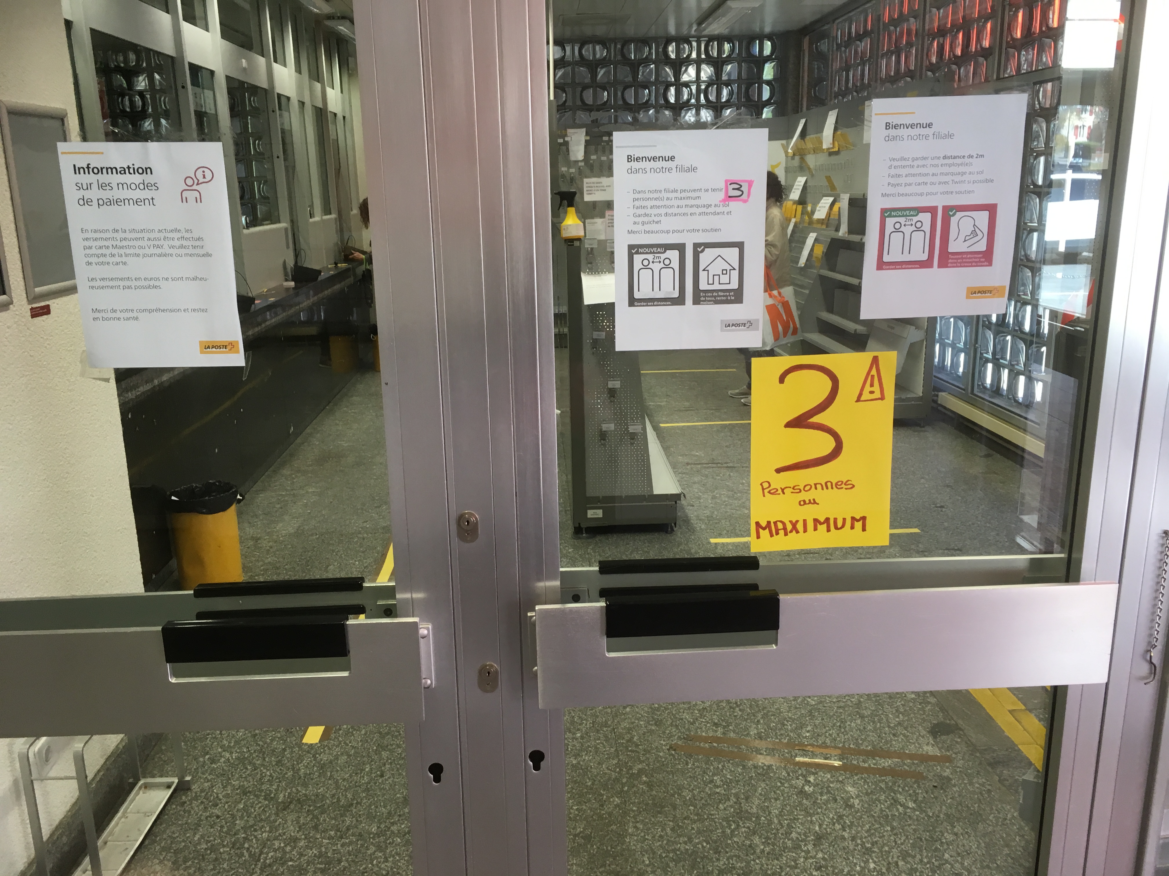 Lausanne, Poste des Bergières, 06.04.2020