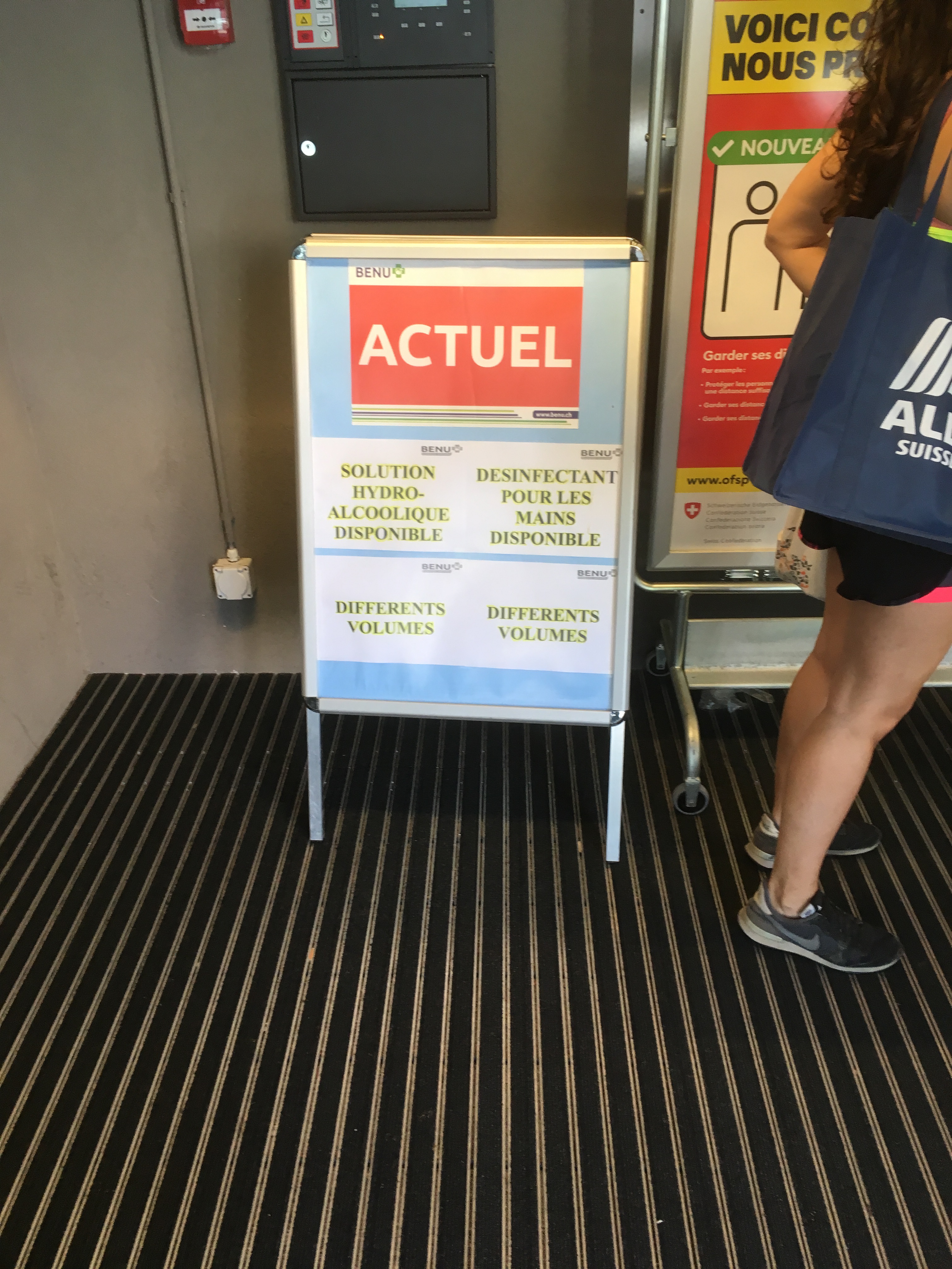 Lausanne, Migros Pharmacie Benu St Paul, 11.04.2020